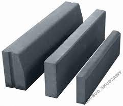 Krawężnik prosty najazdowy wys. 100x30 gr.15cm GRAFIT BRUK-BET